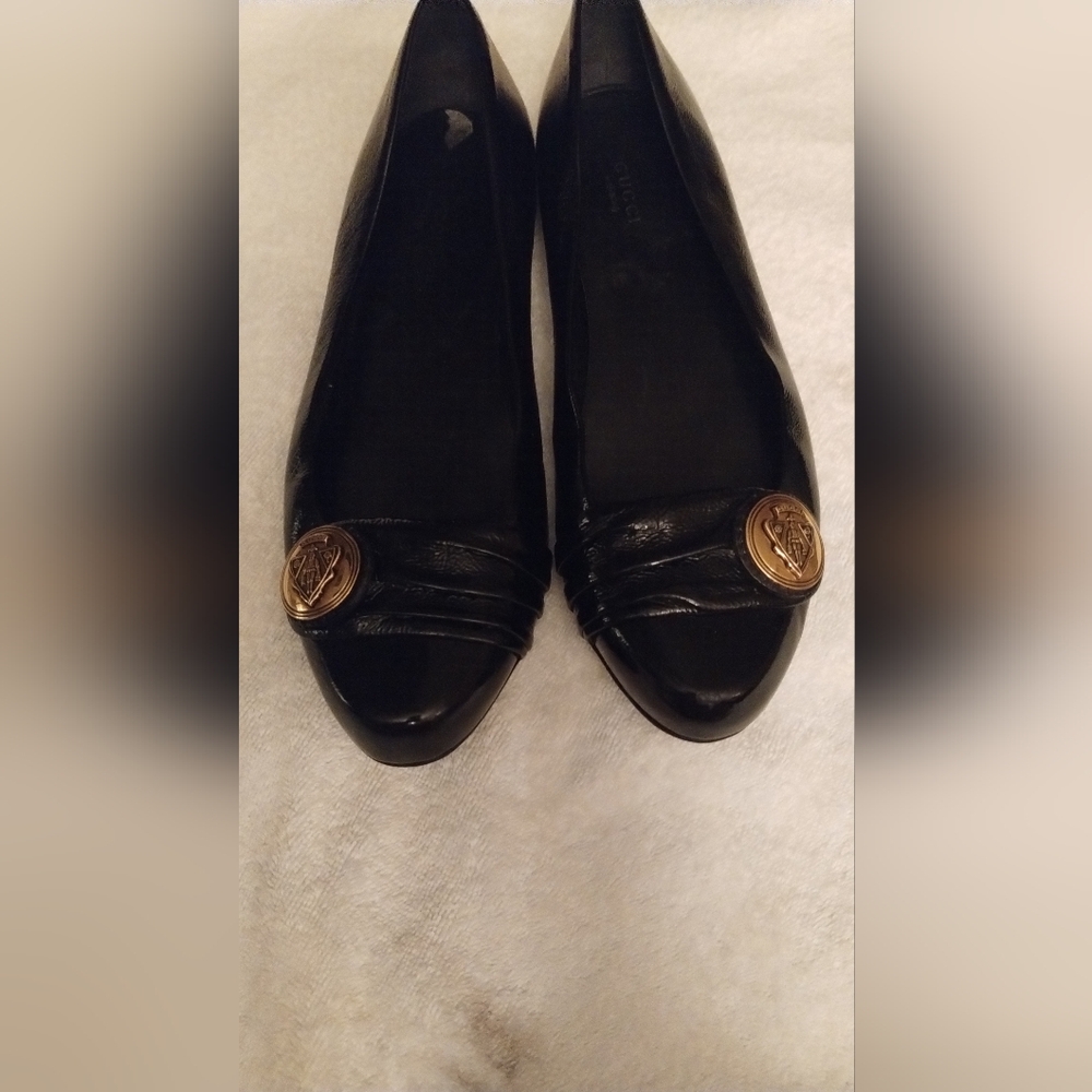 Authentic Gucci Flats - image 1